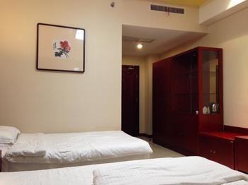 Qingdao Excalibur Hotel Екстер'єр фото