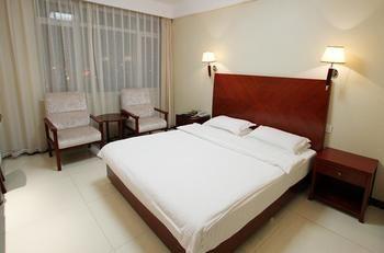Qingdao Excalibur Hotel Екстер'єр фото